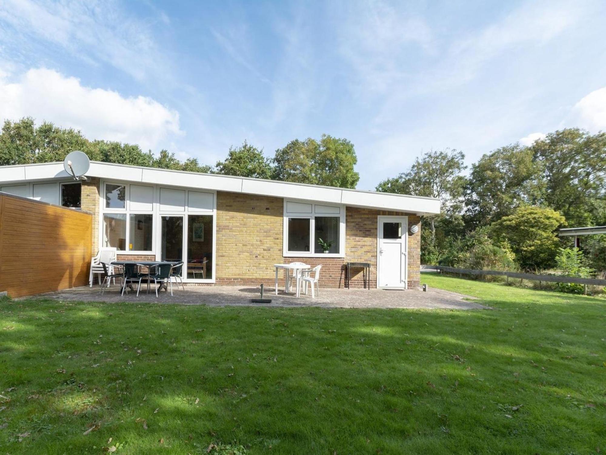 Holiday Home With Fabulous Garden Sint Maartensvlotbrug Exterior foto